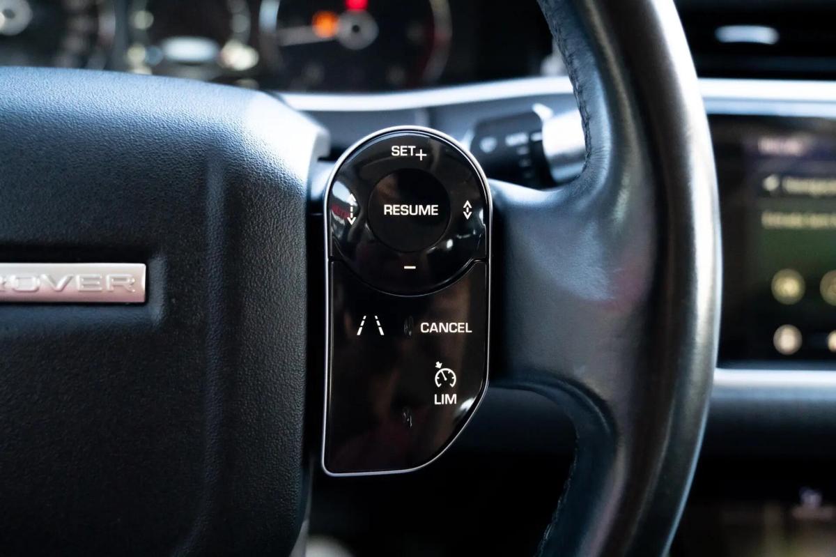 land-rover-range-rover-evoque-2019-diesel-1999cc