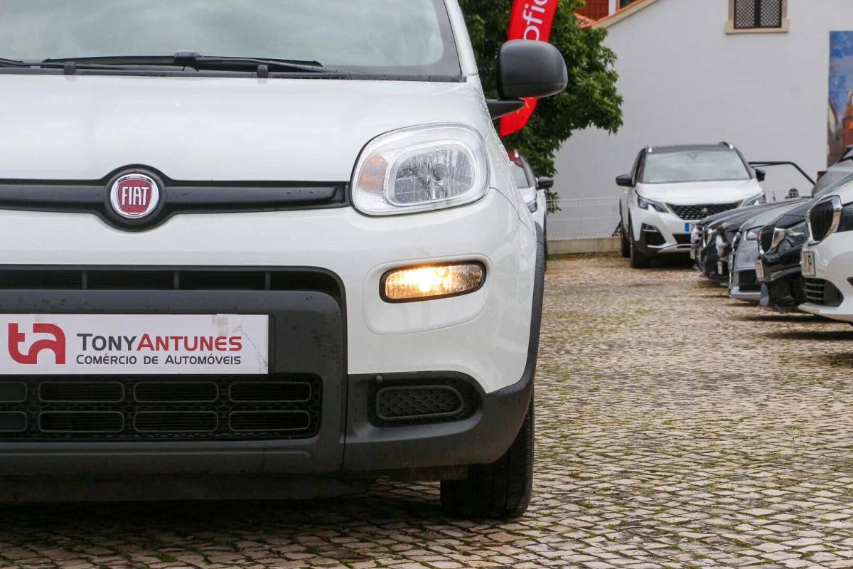 fiat-panda-2022-hibrido-a-gasolina-999cc