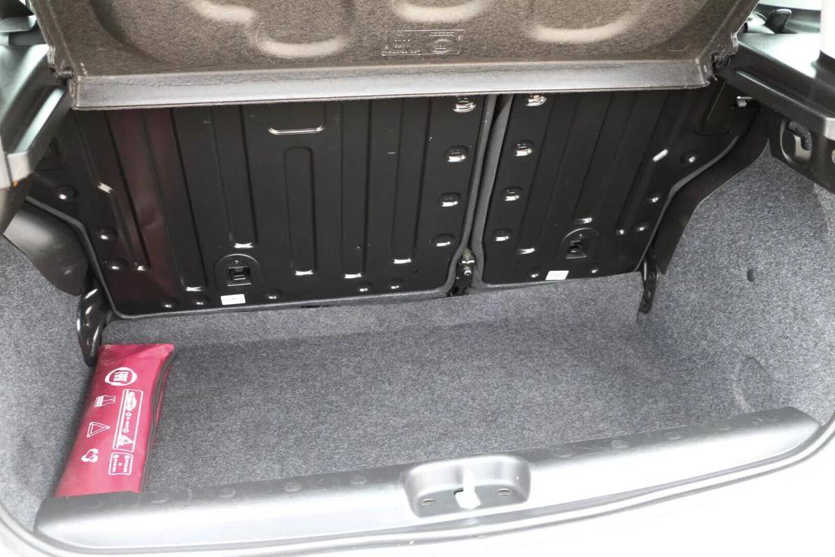 fiat-panda-2022-hibrido-a-gasolina-999cc