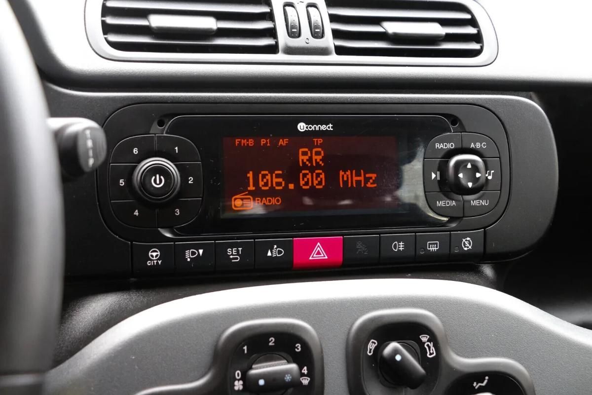 fiat-panda-2022-hibrido-a-gasolina-999cc