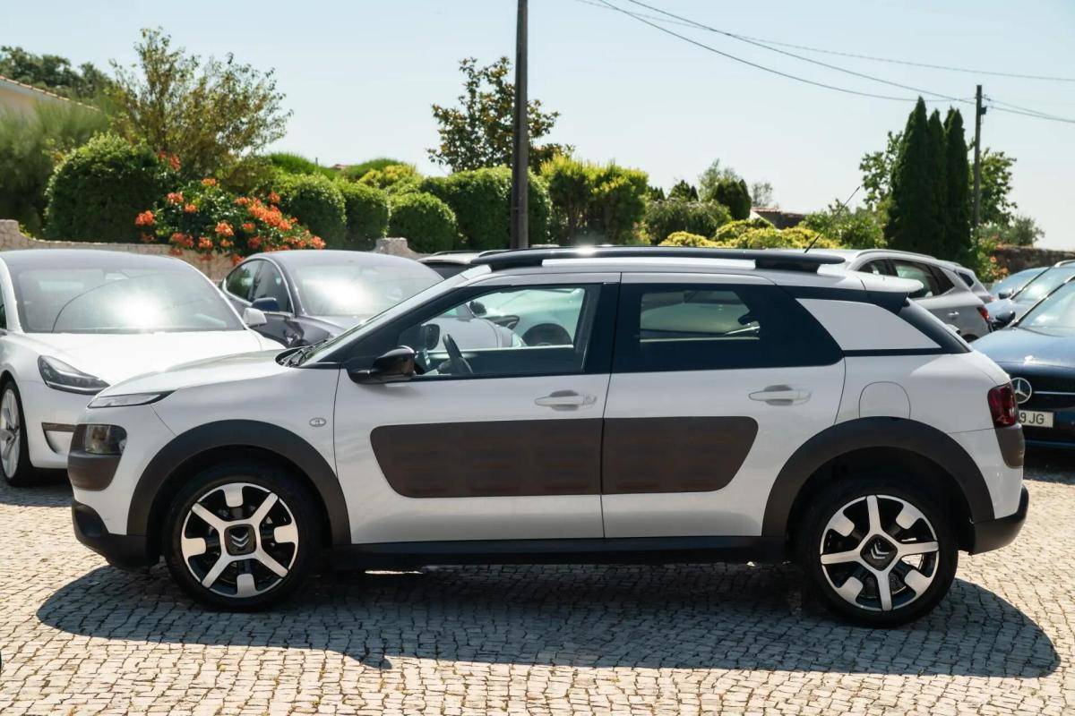 citroen-c4-cactus-2016-diesel-1560cc