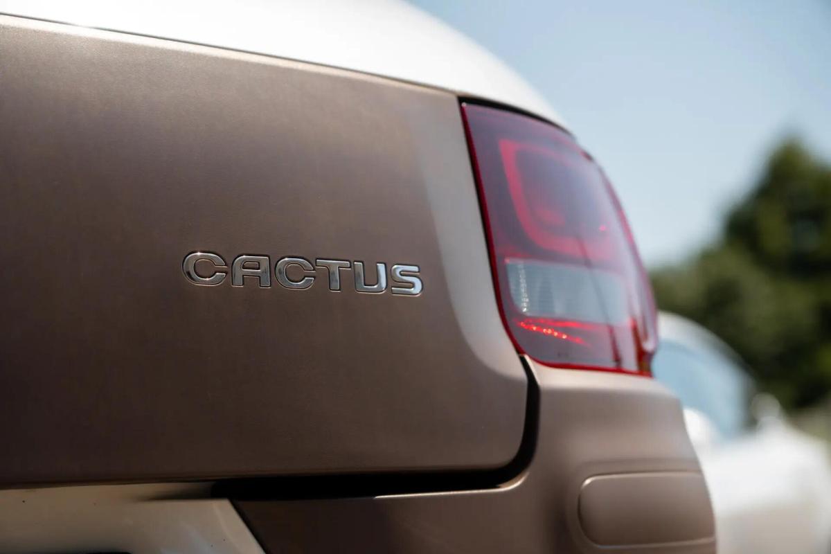 citroen-c4-cactus-2016-diesel-1560cc
