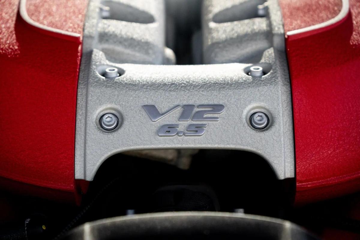 ferrari-812-superfast-2018-gasolina-6496cc