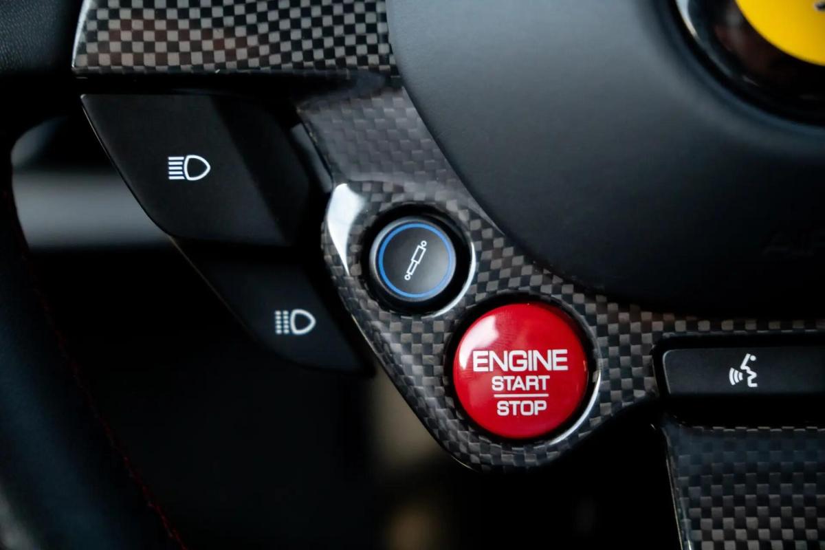 ferrari-812-superfast-2018-gasolina-6496cc