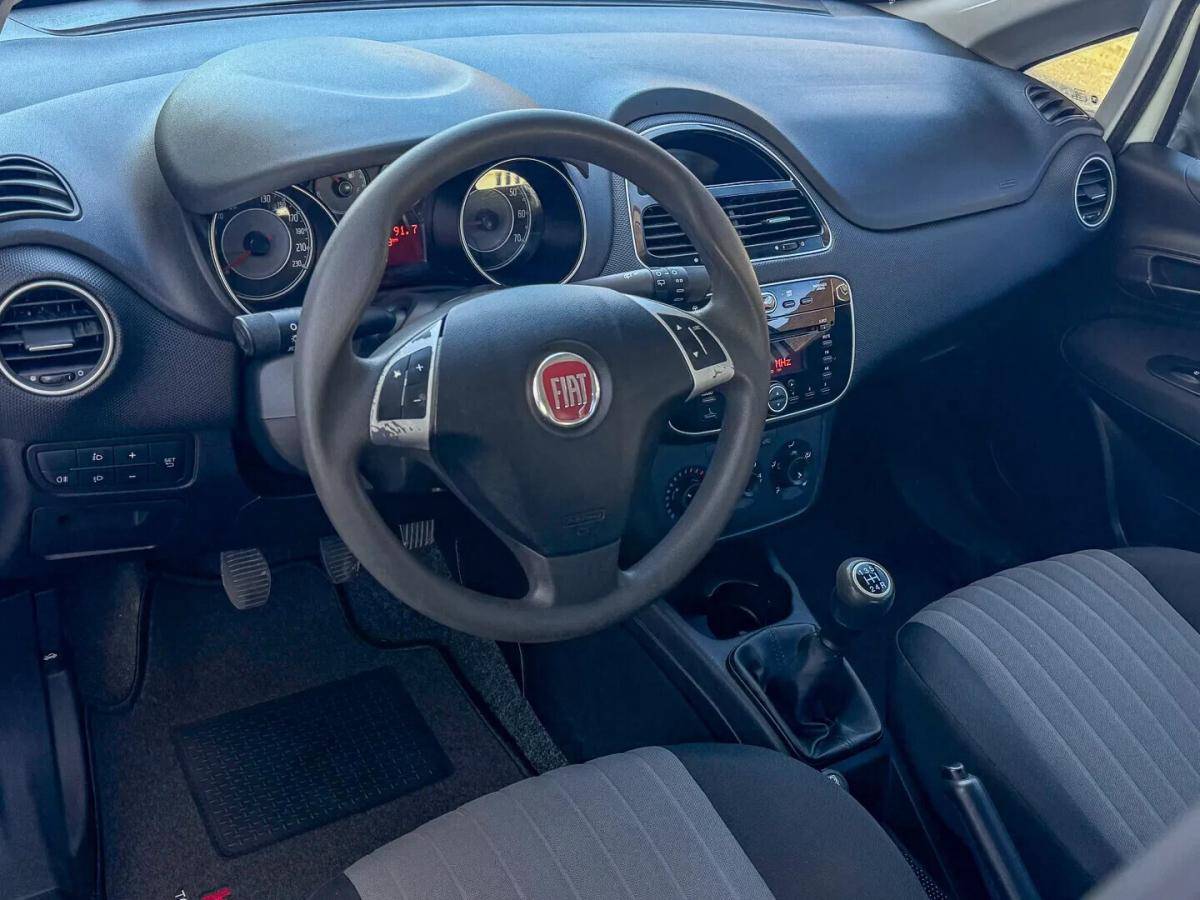 fiat-punto-2018-diesel-1248cc