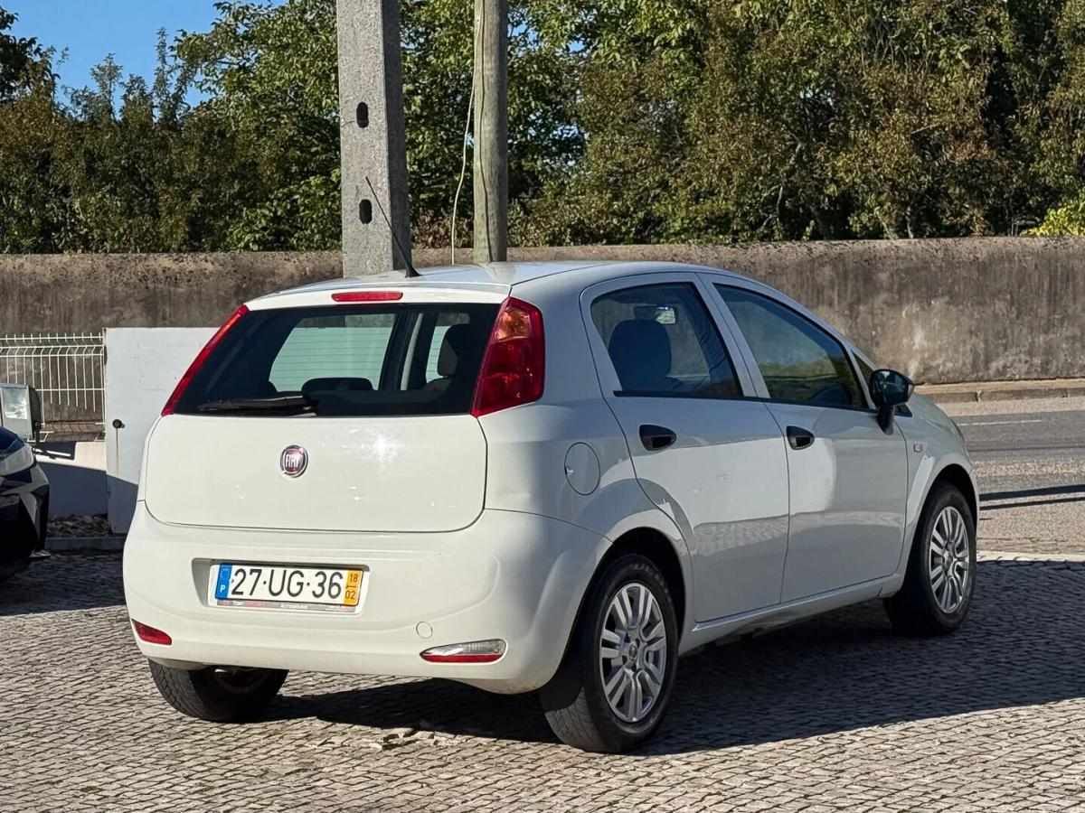 fiat-punto-2018-diesel-1248cc