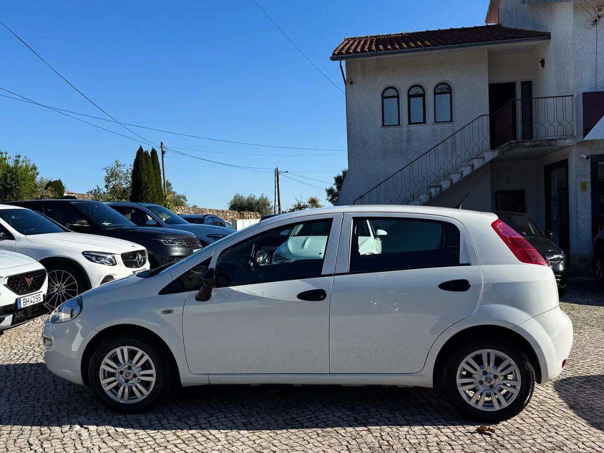 fiat-punto-2018-diesel-1248cc