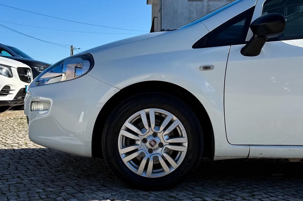 fiat-punto-2018-diesel-1248cc