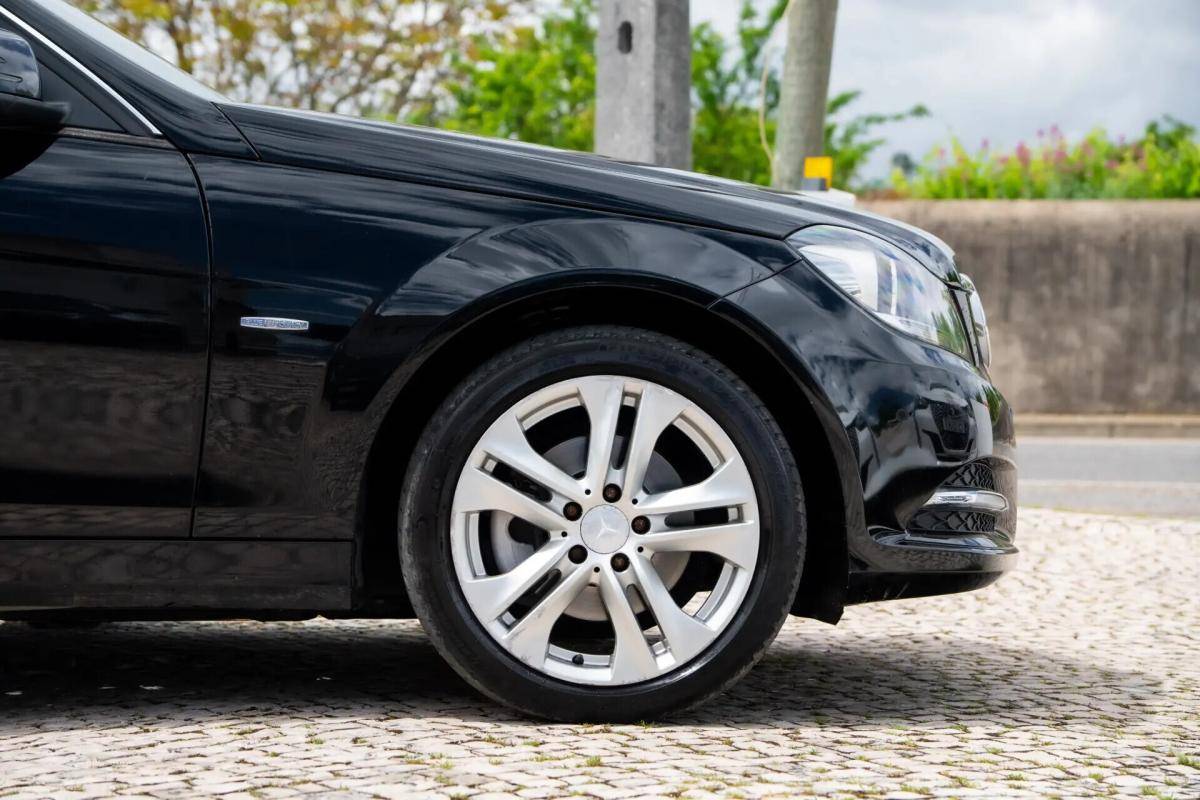 mercedes-benz-classe-c-c-220-cdi-2011-diesel-2143cc