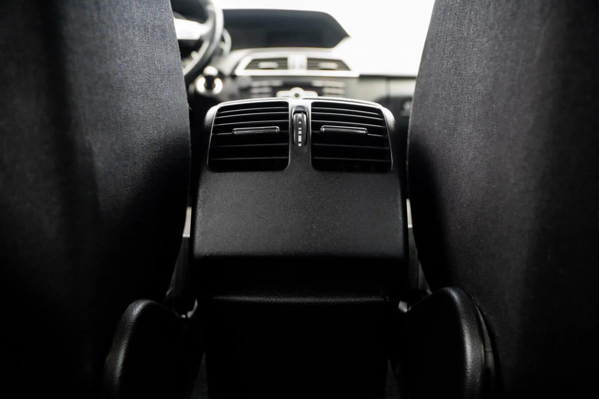 mercedes-benz-classe-c-c-220-cdi-2011-diesel-2143cc