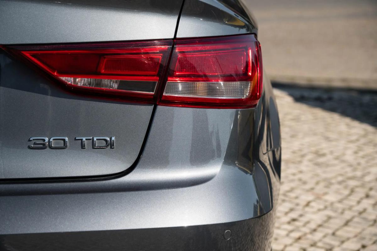 audi-a3-limousine-2019-diesel-1598cc