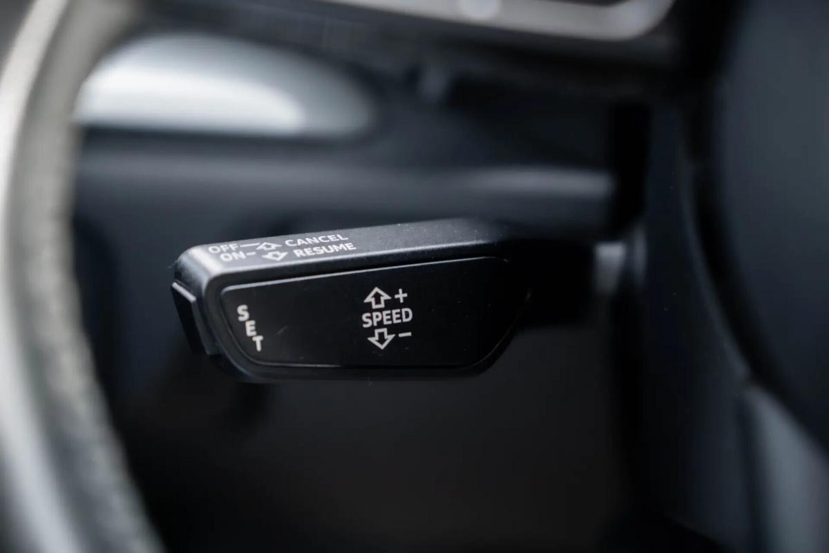 audi-a3-limousine-2019-diesel-1598cc