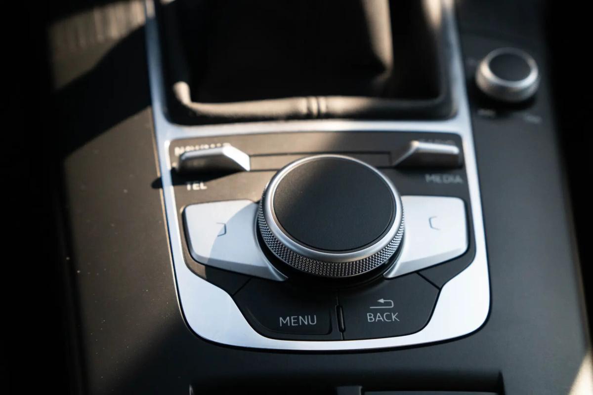 audi-a3-limousine-2019-diesel-1598cc