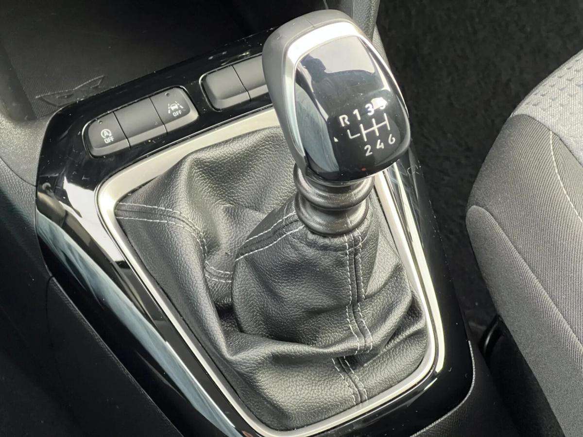 opel-corsa-2025-gasolina-1199cc