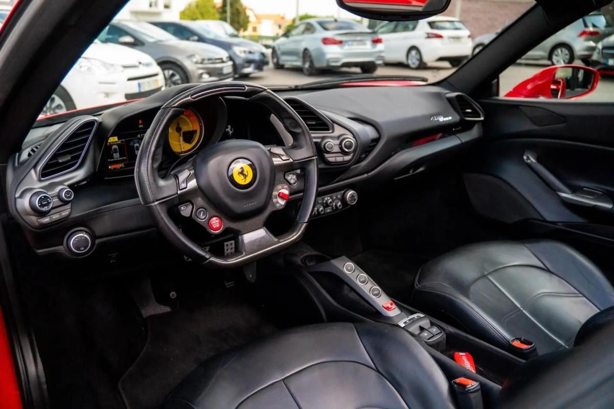ferrari-488-2017-gasolina-3902cc