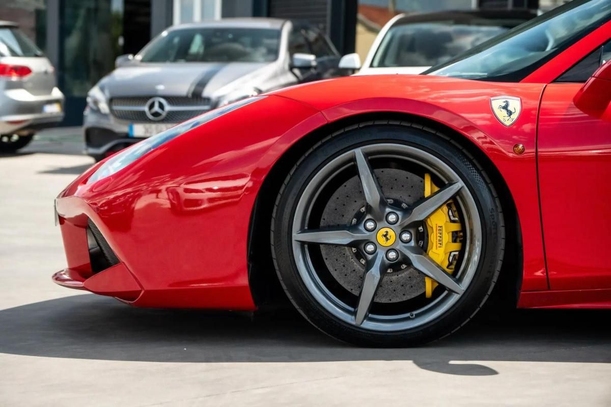 ferrari-488-2017-gasolina-3902cc