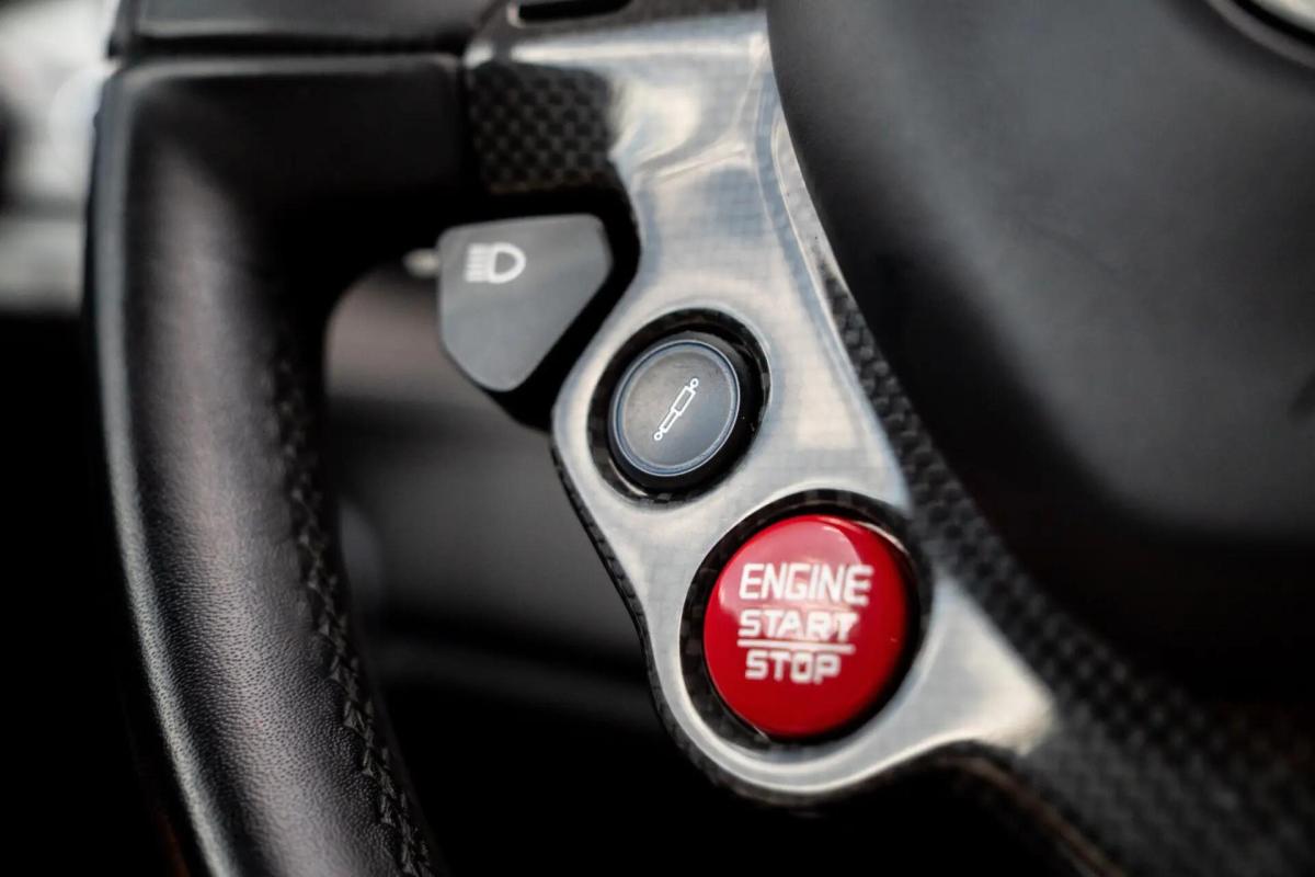 ferrari-488-2017-gasolina-3902cc
