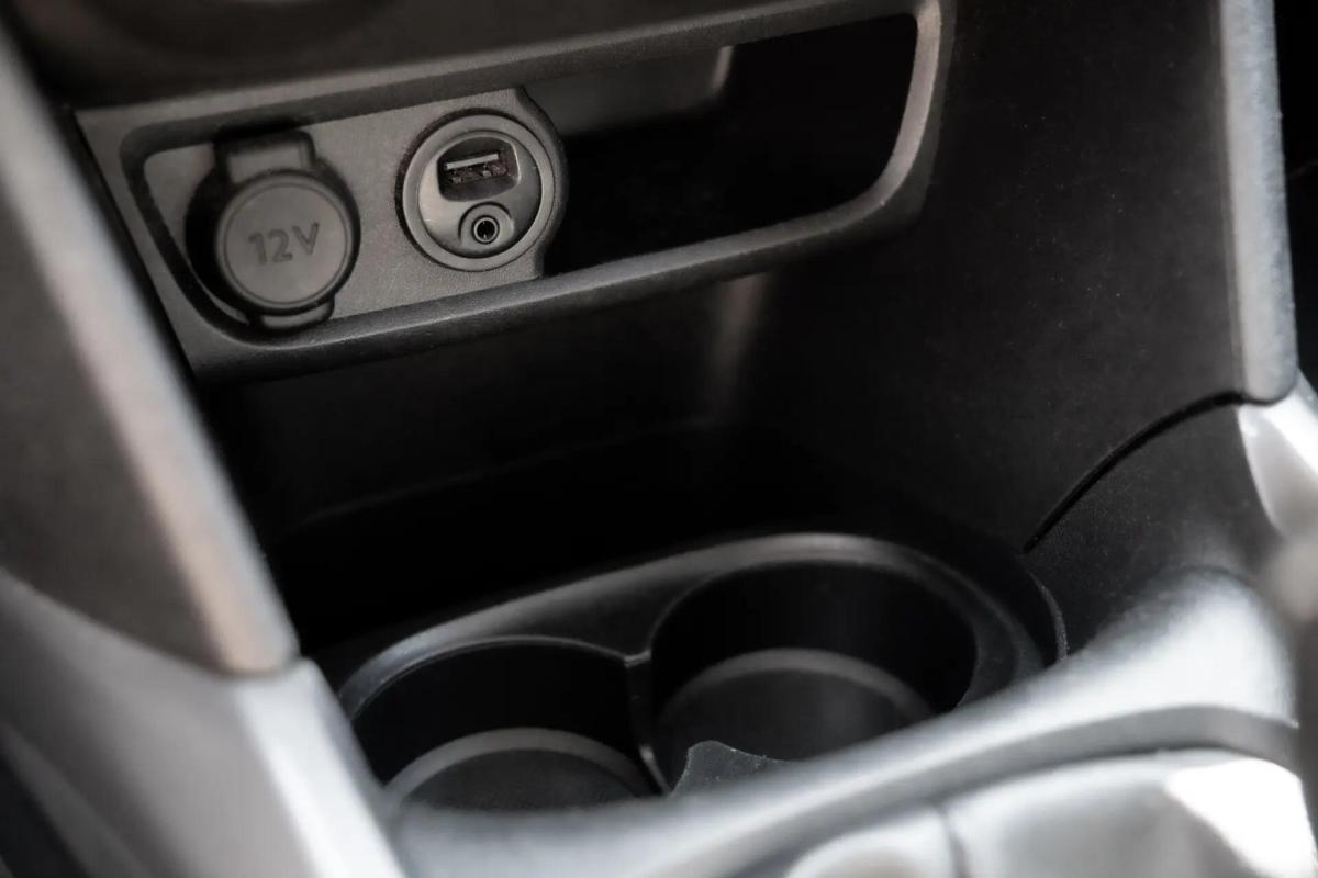 peugeot-2008-2016-diesel-1560cc