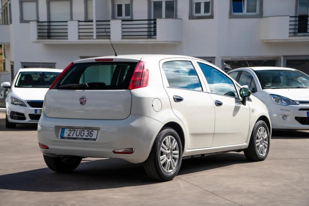fiat-punto-2018-diesel-1248cc