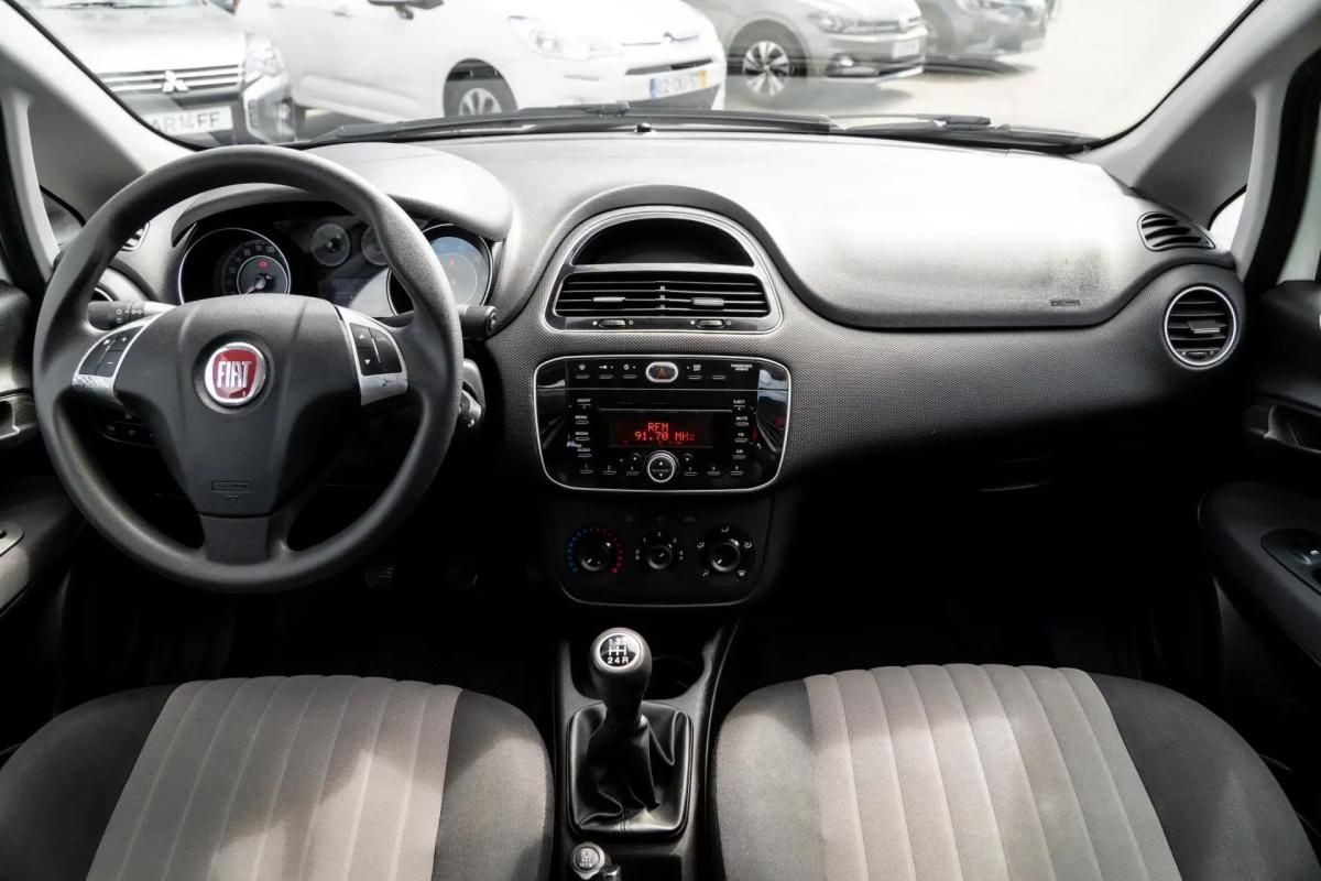 fiat-punto-2018-diesel-1248cc