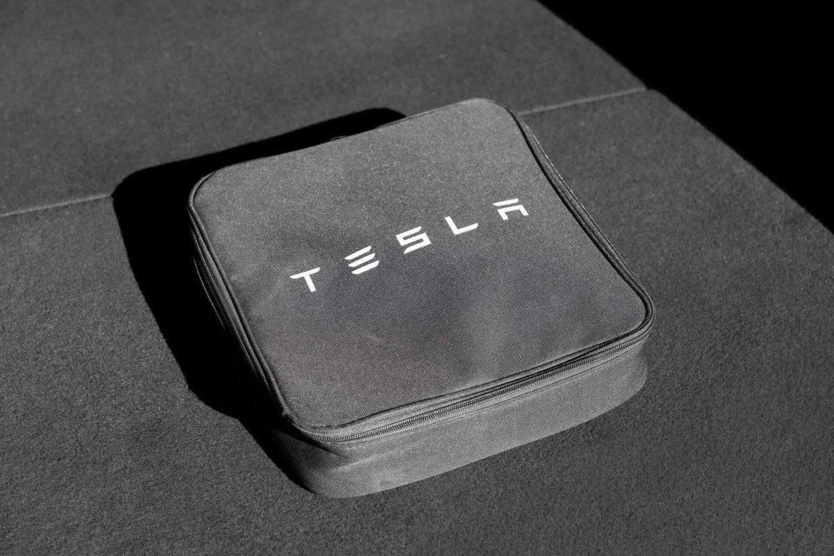 tesla-model-3-2019-eletrico-0cc