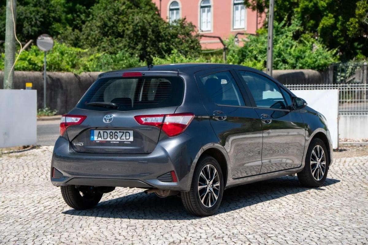 toyota-yaris-2020-gasolina-998cc