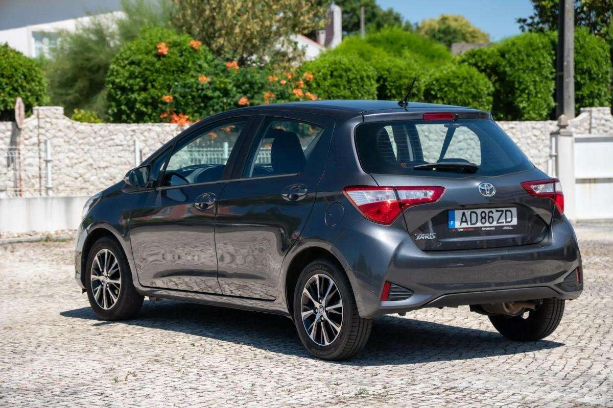 toyota-yaris-2020-gasolina-998cc