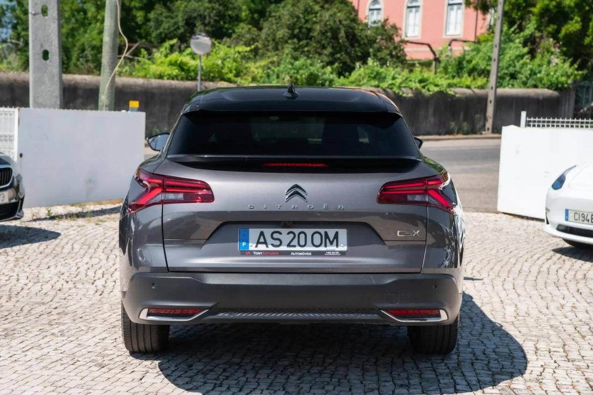 citroen-c5-x-2022-hibrido-a-gasolina-1598cc