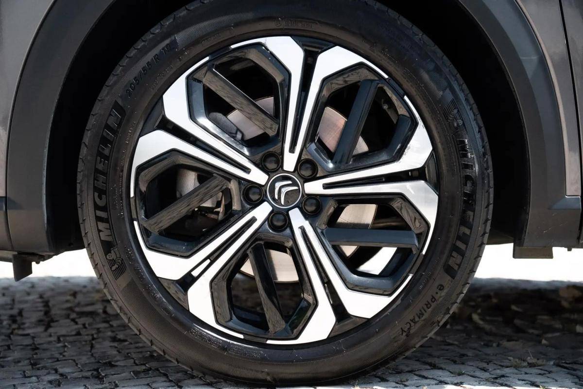 citroen-c5-x-2022-hibrido-a-gasolina-1598cc
