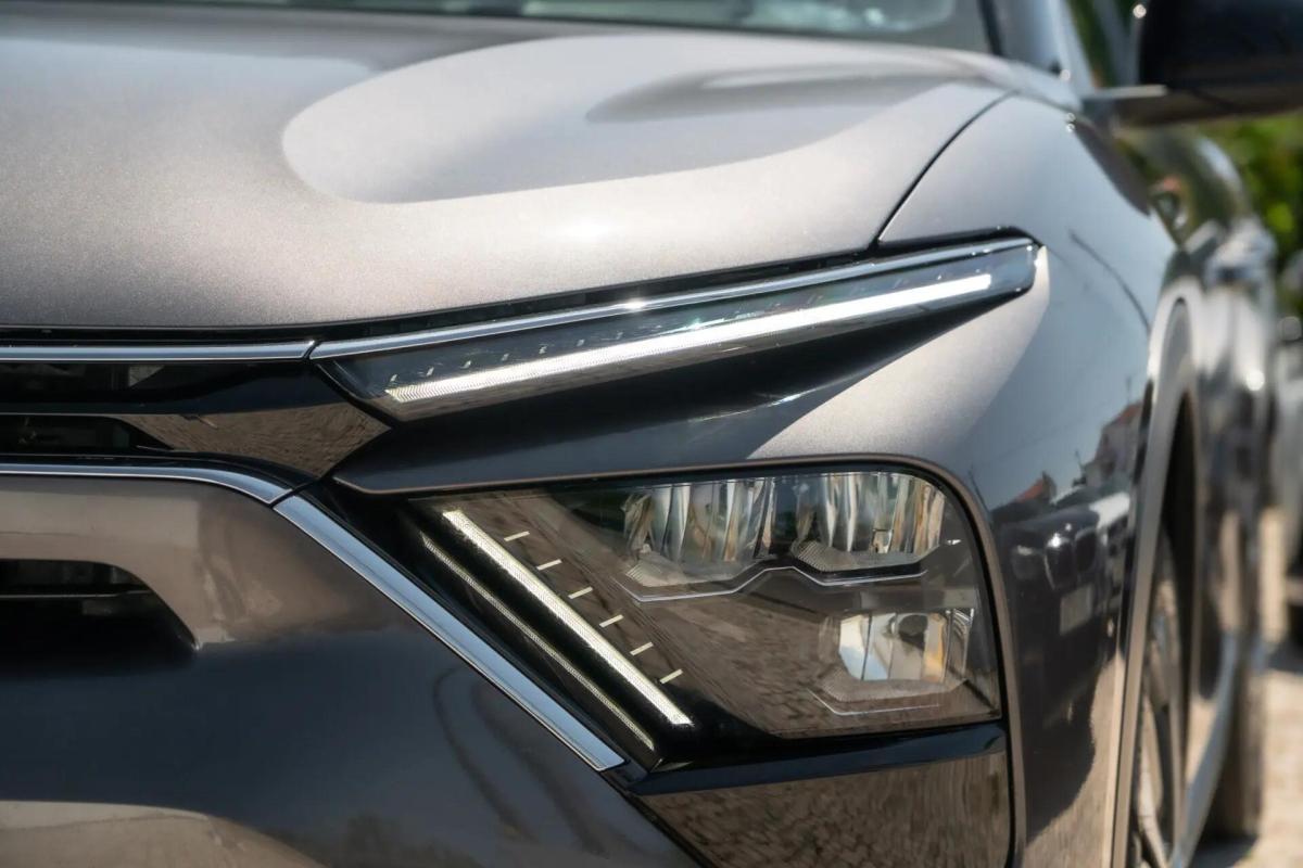 citroen-c5-x-2022-hibrido-a-gasolina-1598cc
