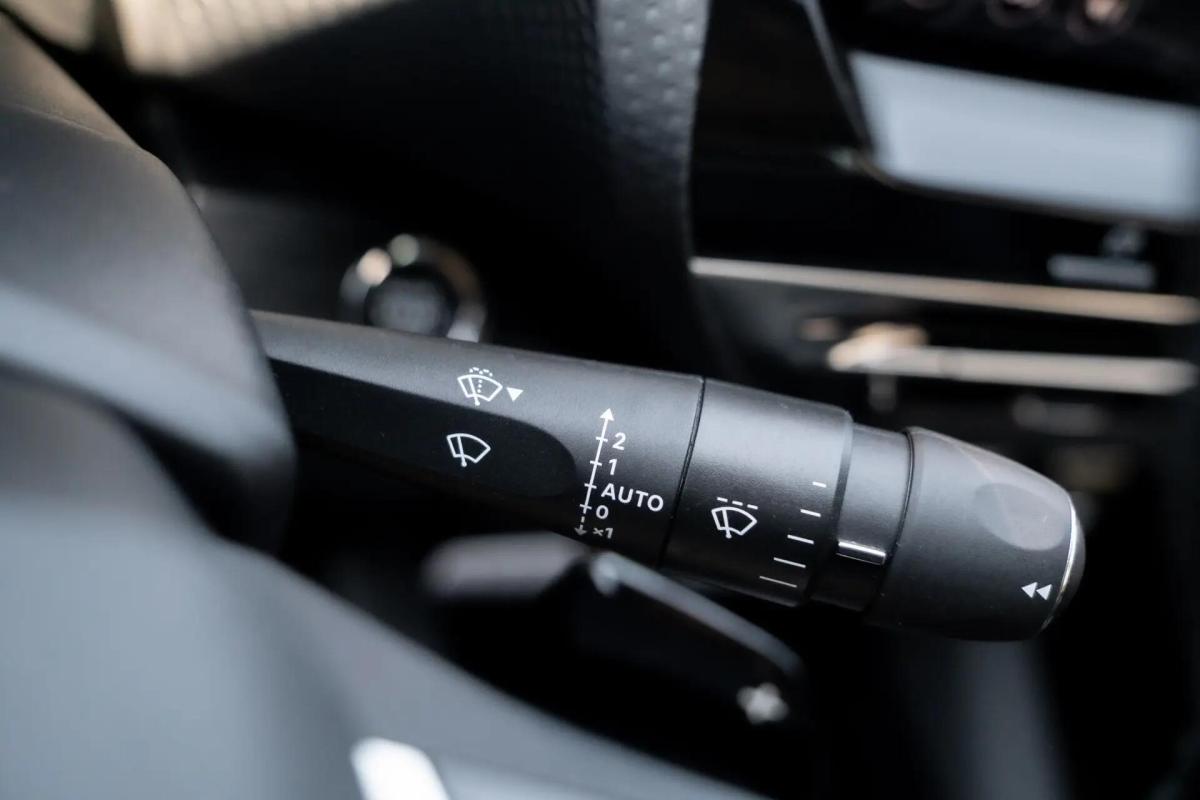 citroen-c5-x-2022-hibrido-a-gasolina-1598cc