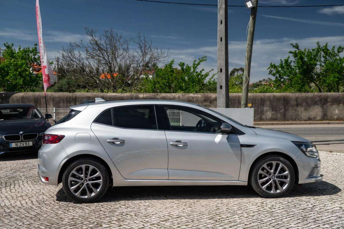 renault-megane-2016-diesel-1598cc