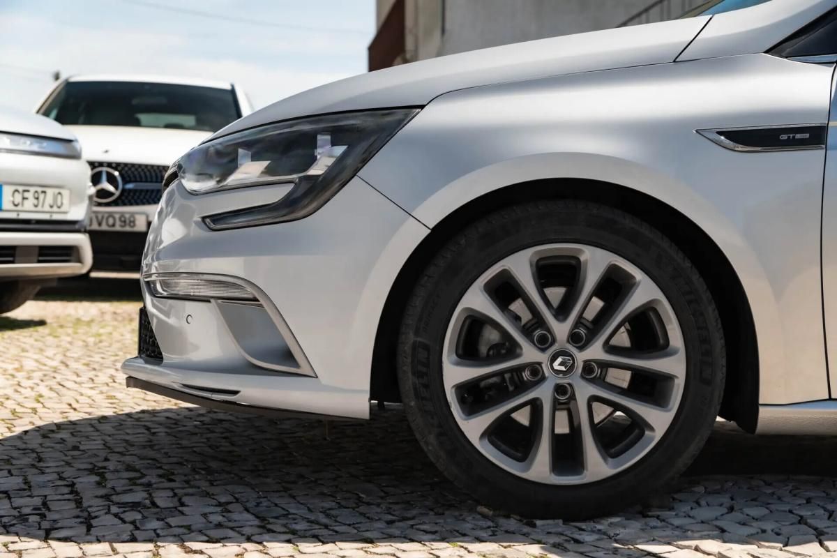 renault-megane-2016-diesel-1598cc