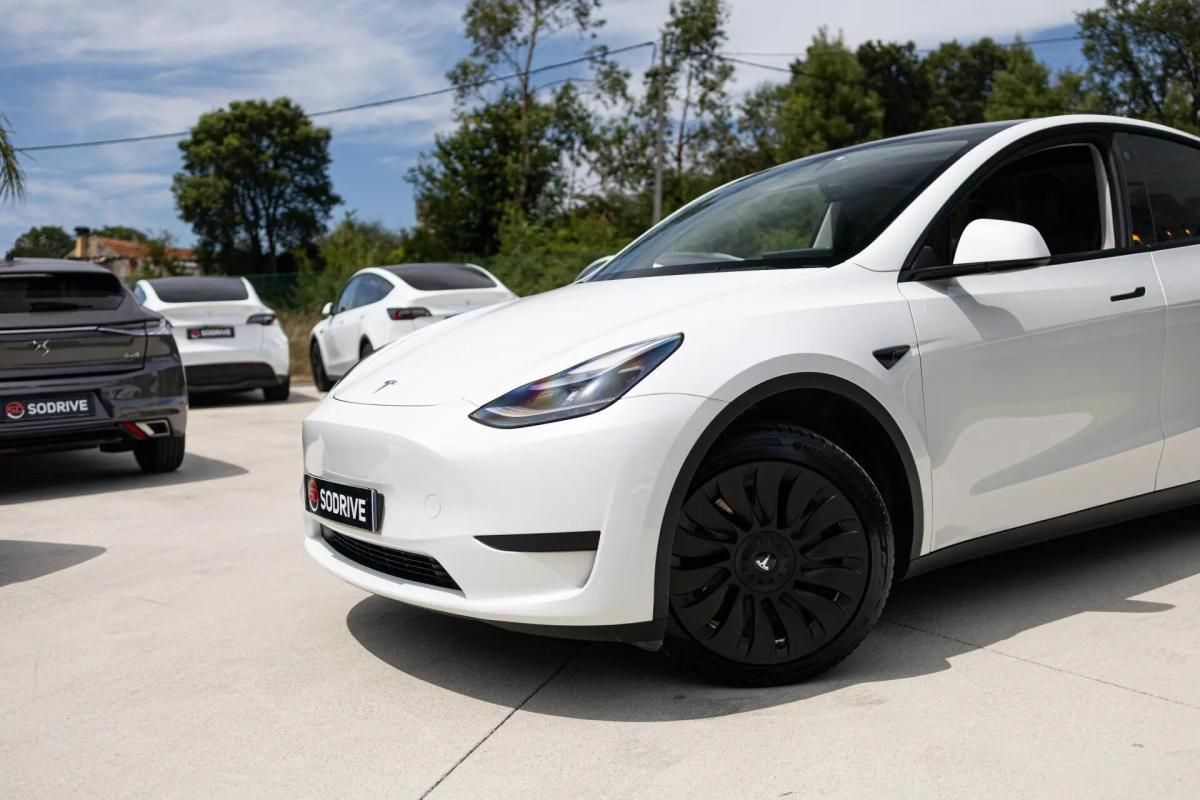 tesla-model-y-2021-eletrico-0cc