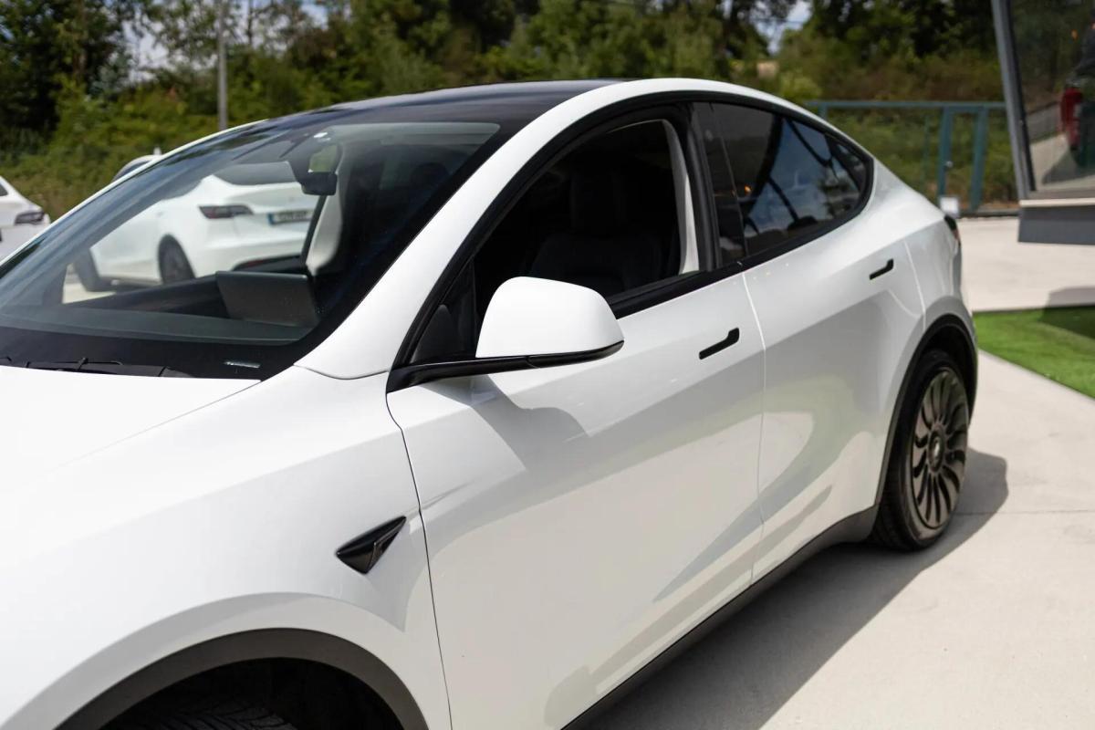 tesla-model-y-2021-eletrico-0cc