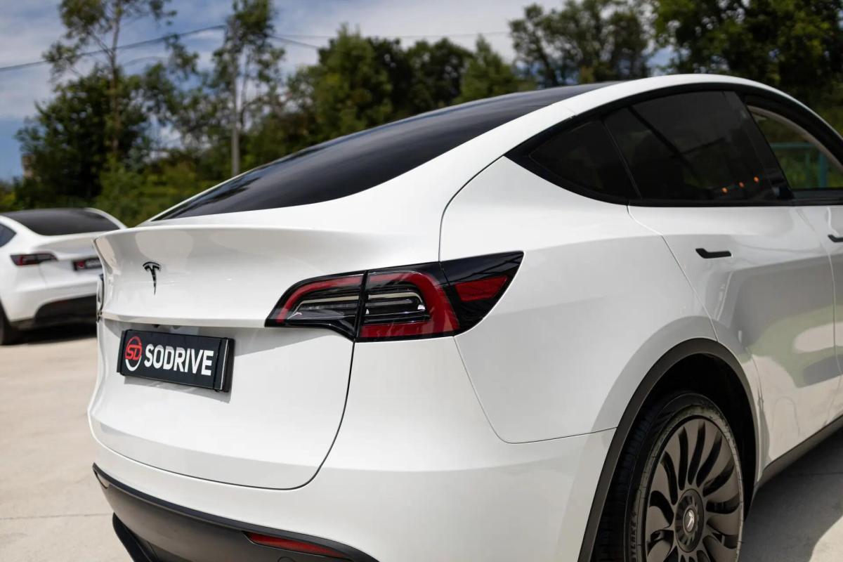 tesla-model-y-2021-eletrico-0cc