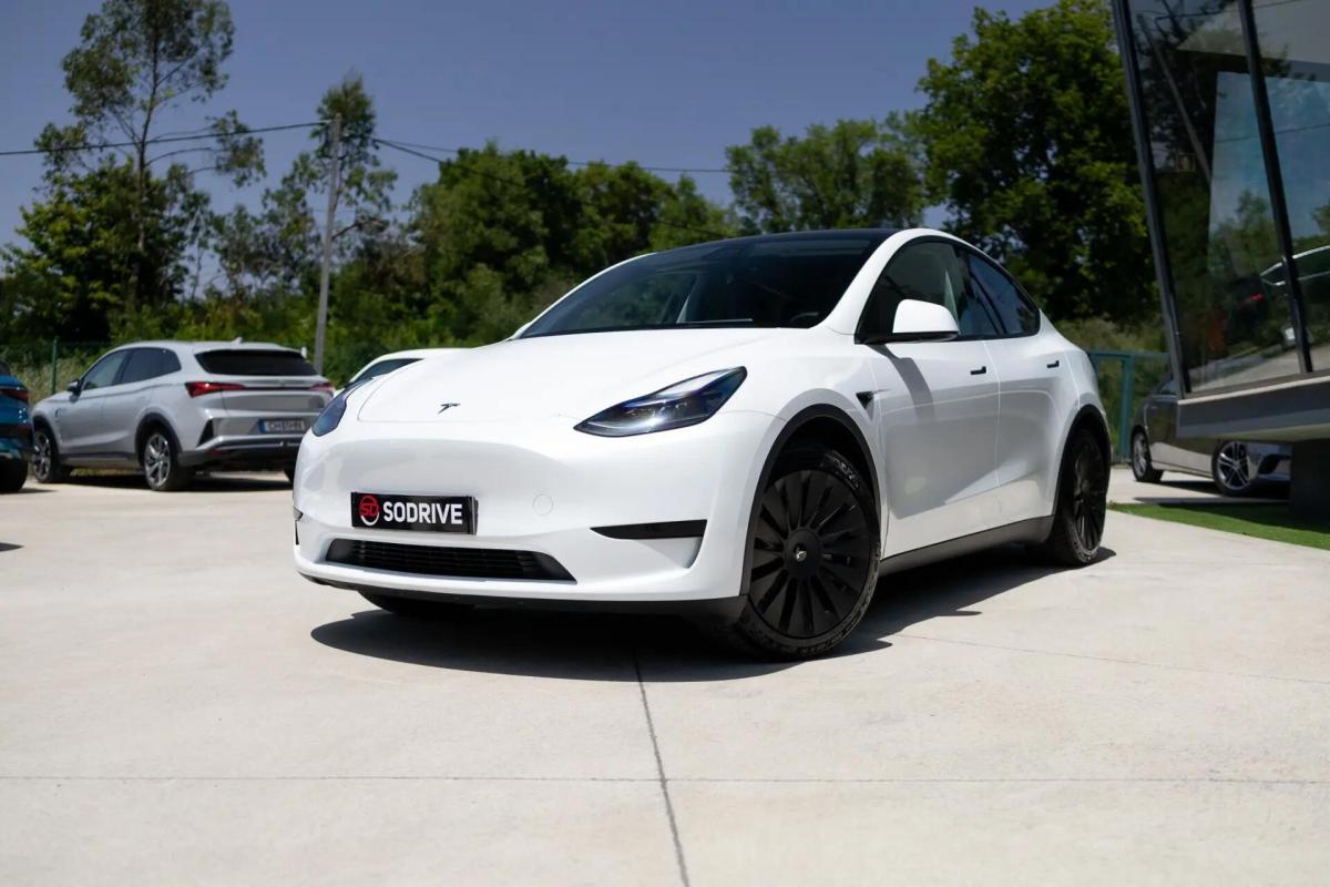 tesla-model-y-2023-eletrico-0cc
