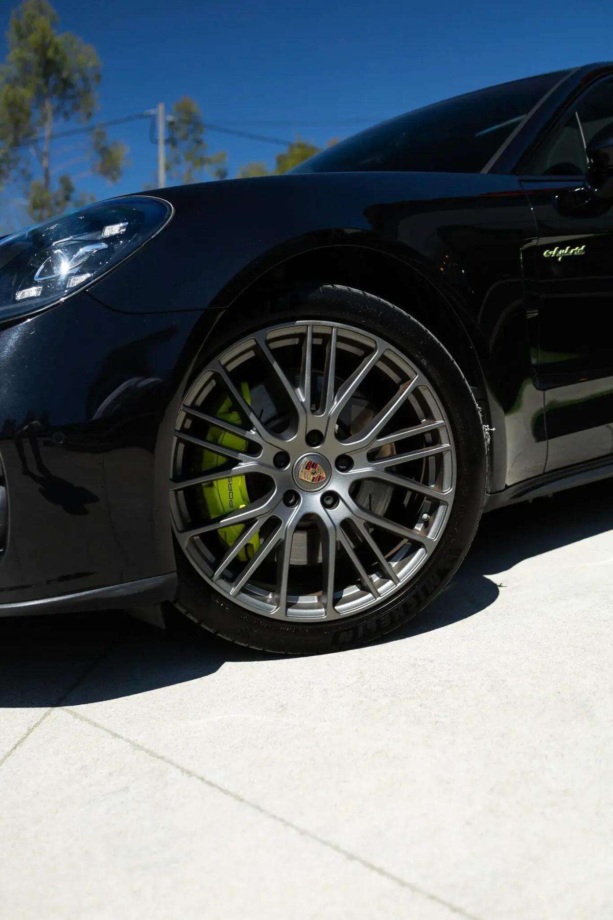 porsche-panamera-sport-turismo-2021-hibrido-a-gasolina-2894cc