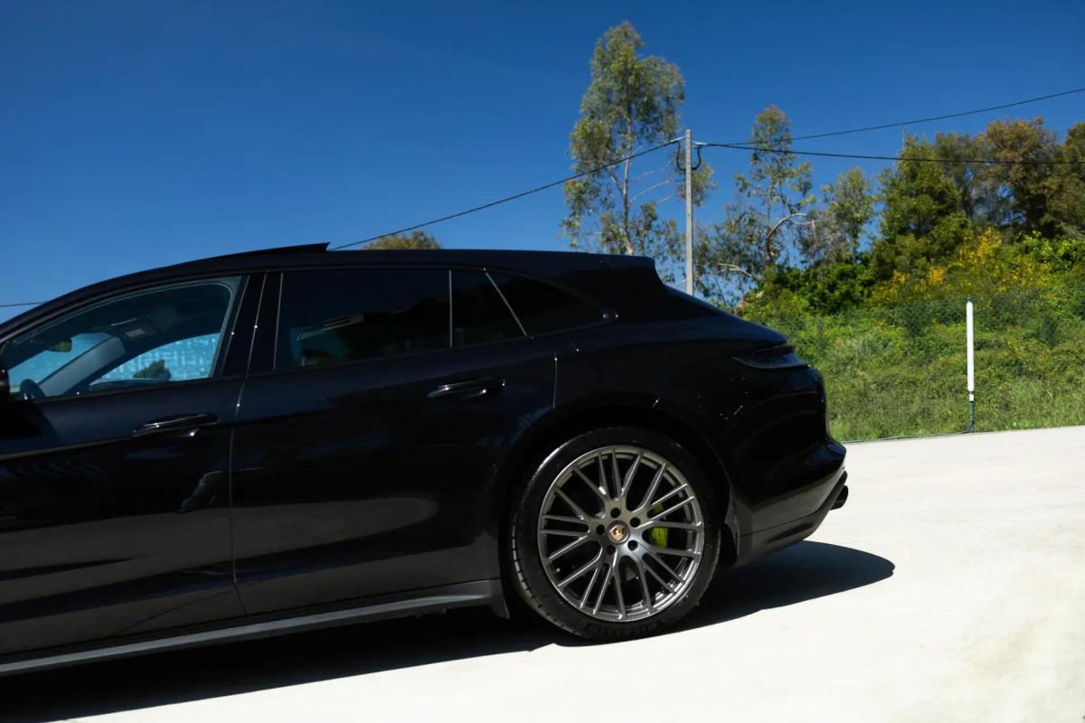 porsche-panamera-sport-turismo-2021-hibrido-a-gasolina-2894cc