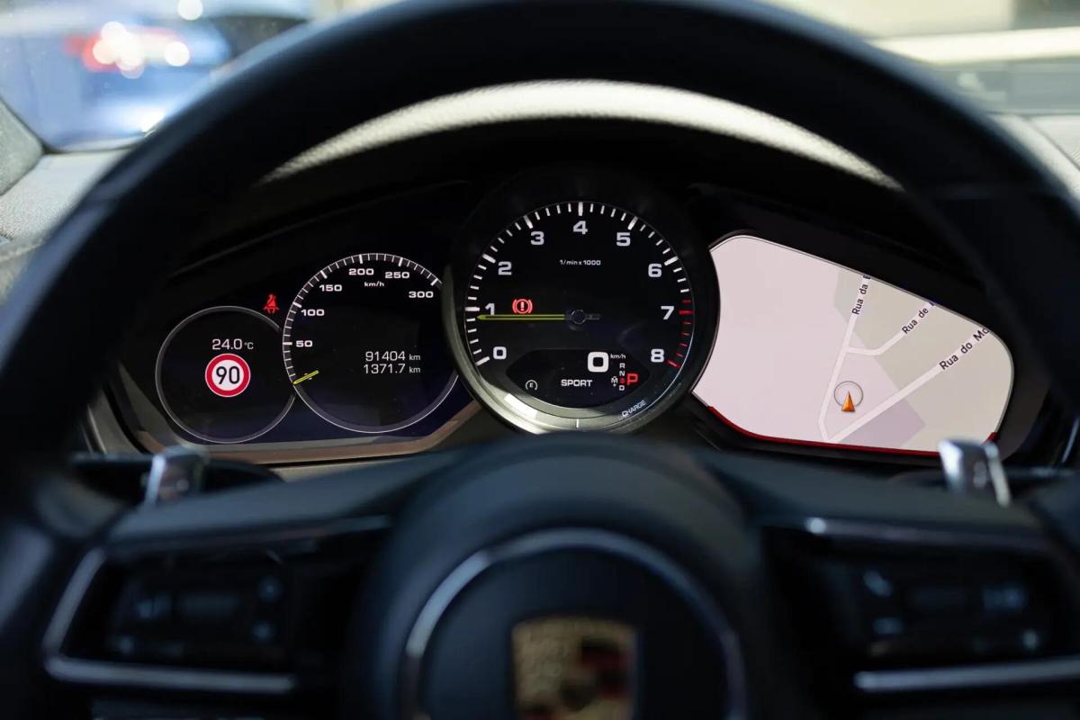 porsche-panamera-sport-turismo-2021-hibrido-a-gasolina-2894cc