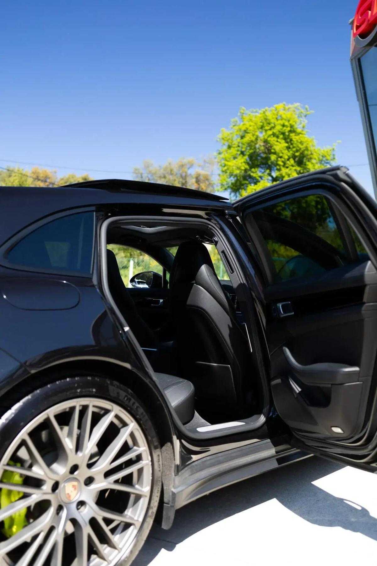 porsche-panamera-sport-turismo-2021-hibrido-a-gasolina-2894cc