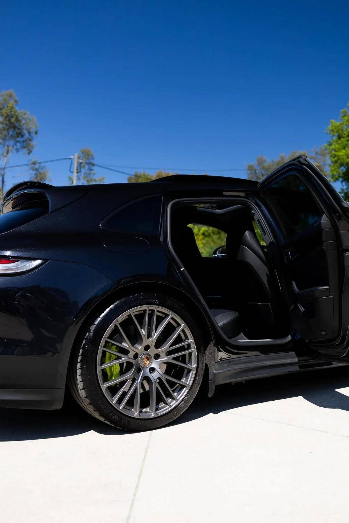 porsche-panamera-sport-turismo-2021-hibrido-a-gasolina-2894cc