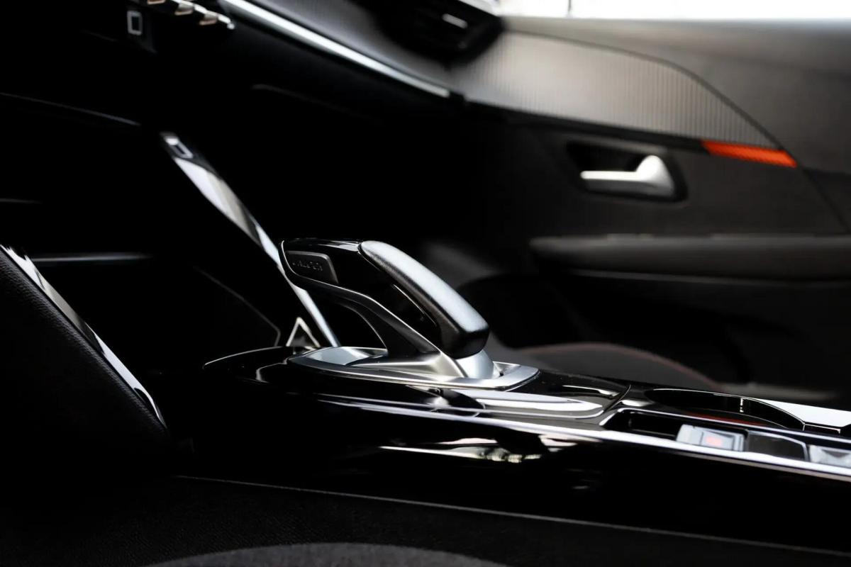 peugeot-e-208-2020-eletrico-0cc