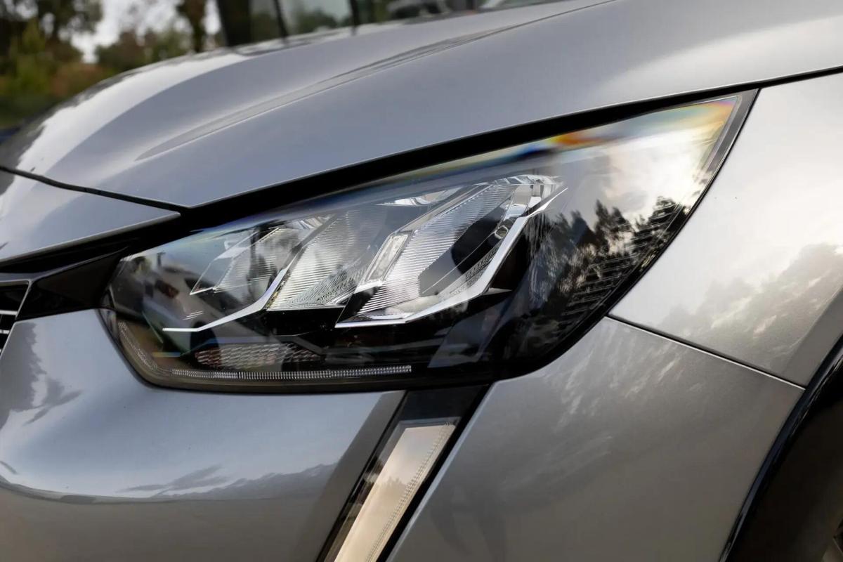 peugeot-e-208-2020-eletrico-0cc