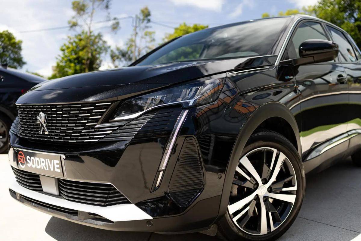 peugeot-3008-2023-hibrido-a-gasolina-1598cc