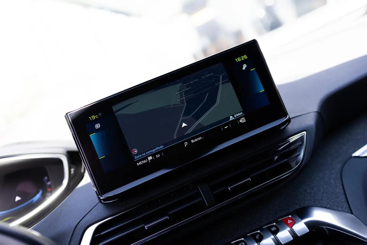 peugeot-3008-2023-hibrido-a-gasolina-1598cc