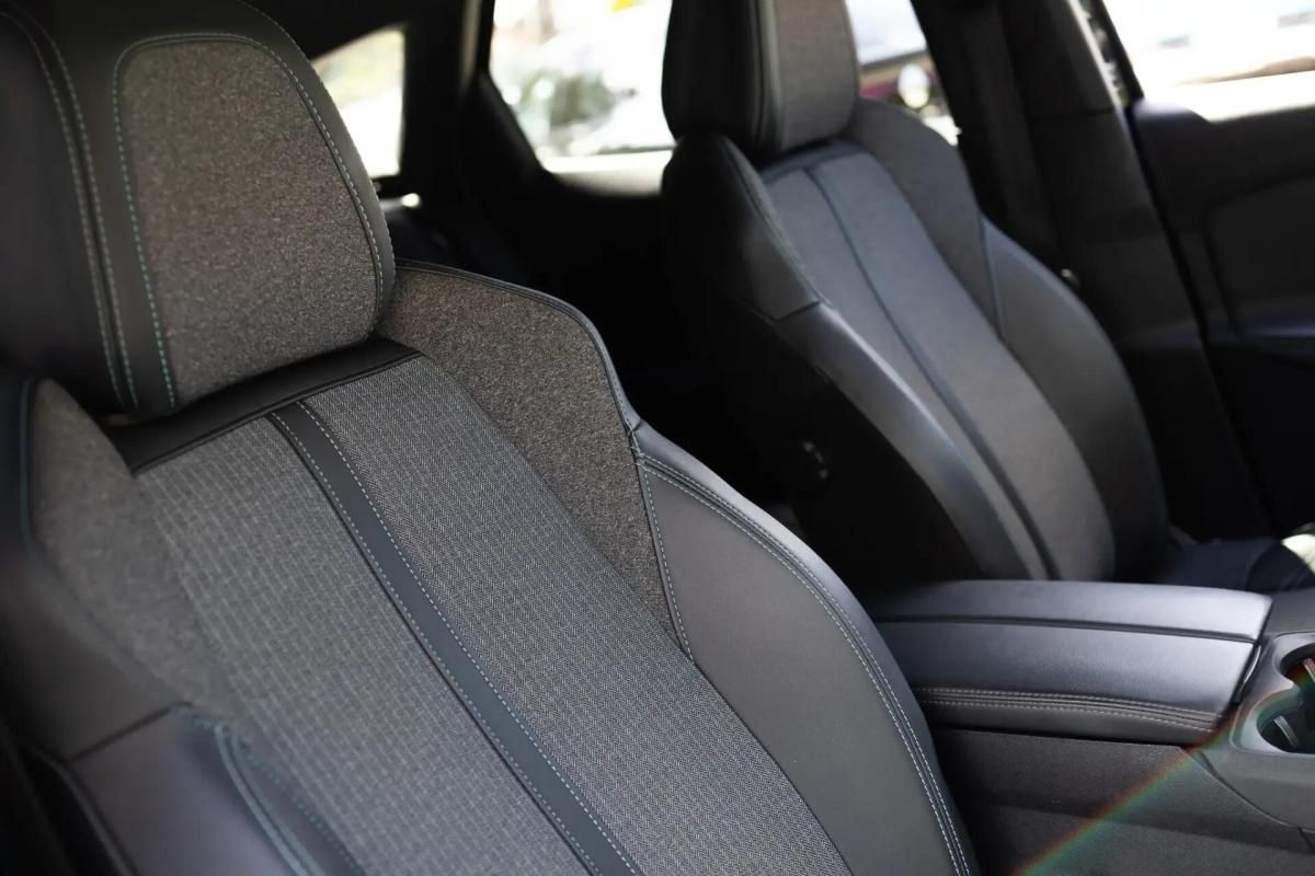 peugeot-3008-2023-hibrido-a-gasolina-1598cc