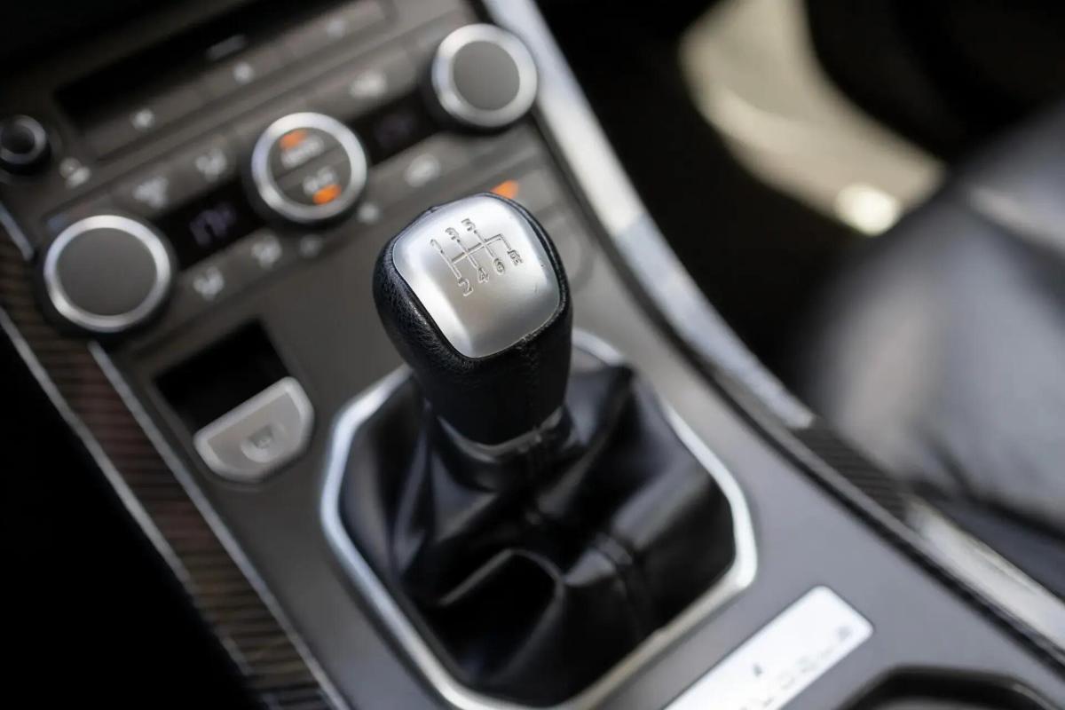 land-rover-range-rover-evoque-2013-diesel-2179cc