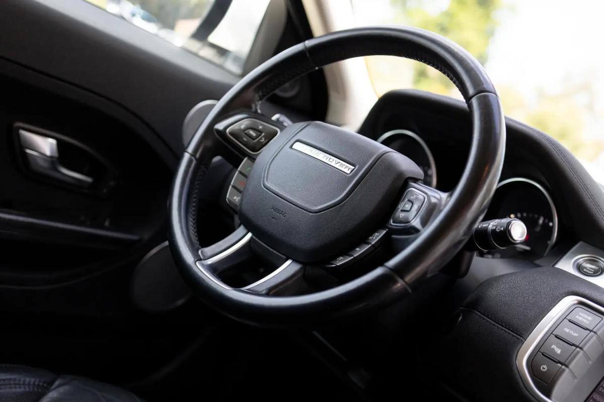 land-rover-range-rover-evoque-2013-diesel-2179cc