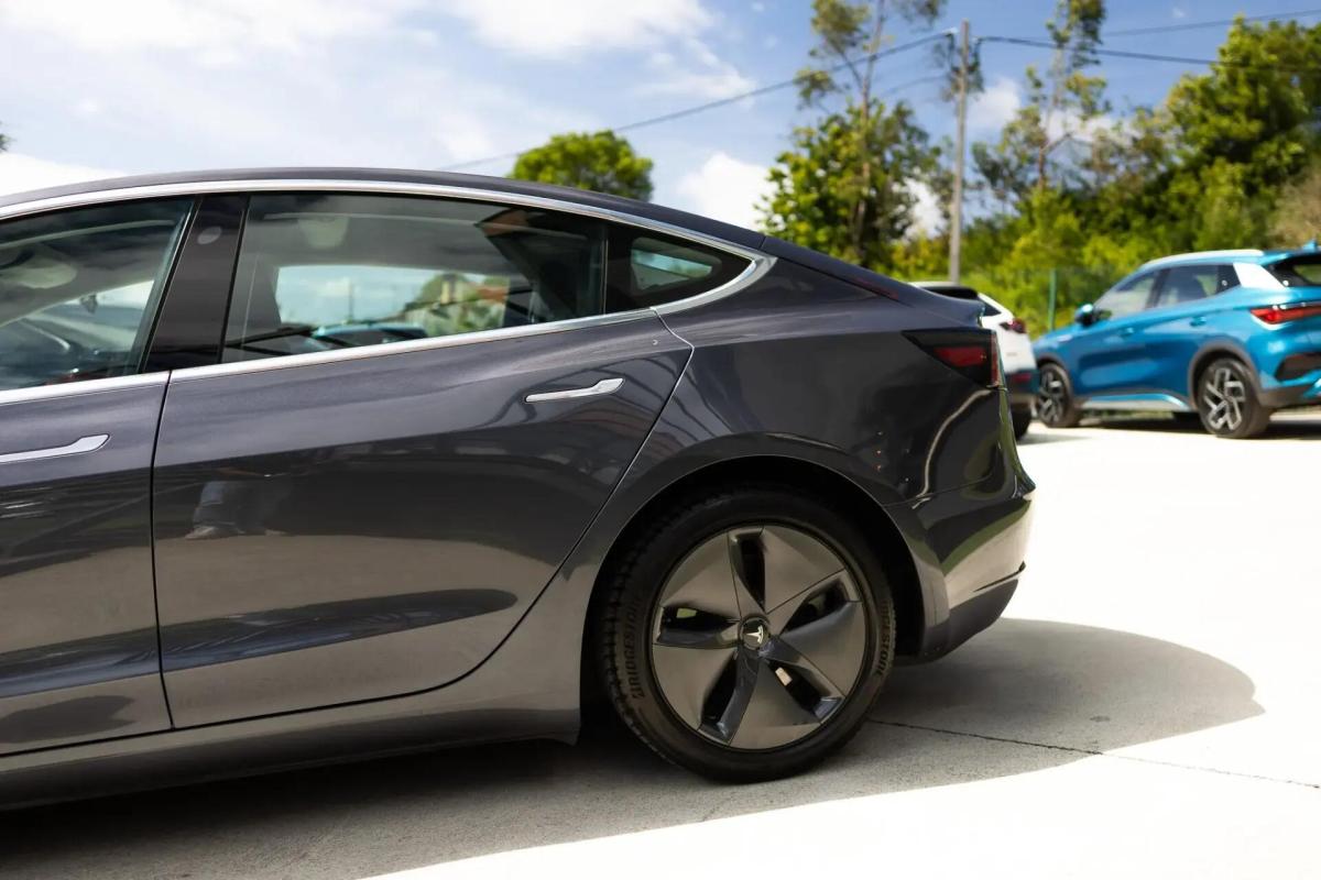 tesla-model-3-2020-eletrico-0cc
